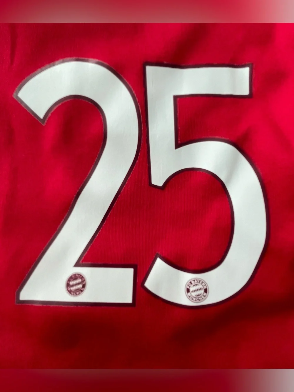 Adidas FC Bayern Munich Thomas Müller #25 Jersey and Shorts Set Men’s Size L